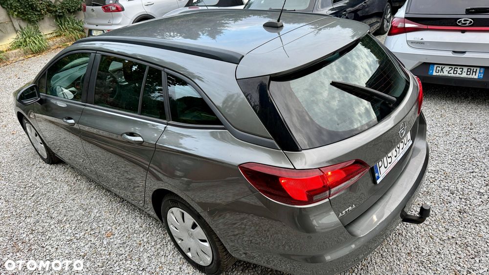 Opel Astra - 11