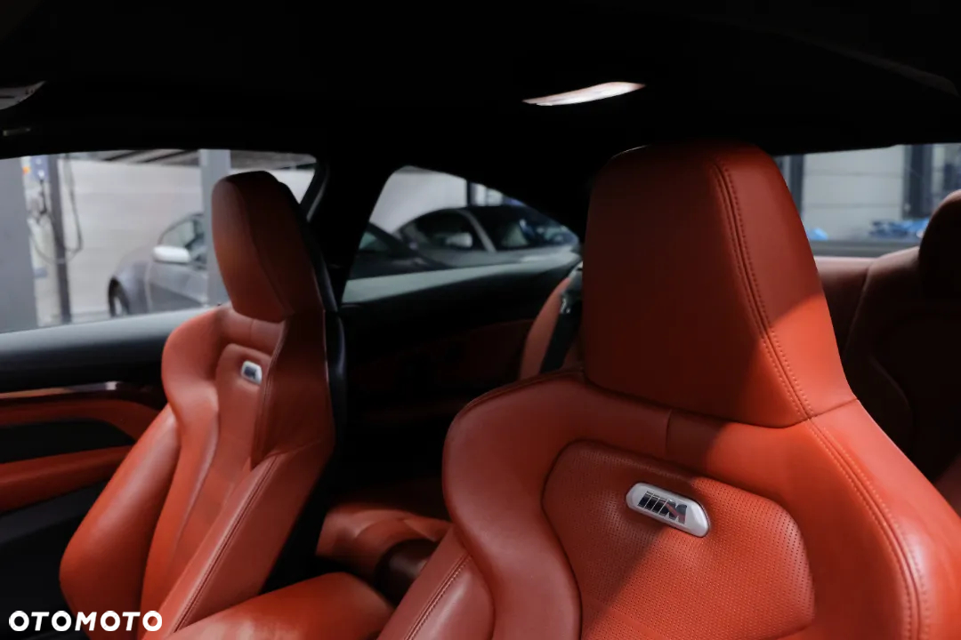 BMW M4 DKG - 19