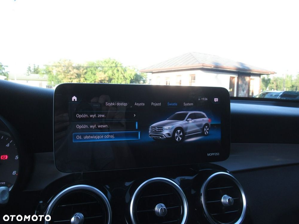 Mercedes-Benz GLC 200 d 4-Matic - 25