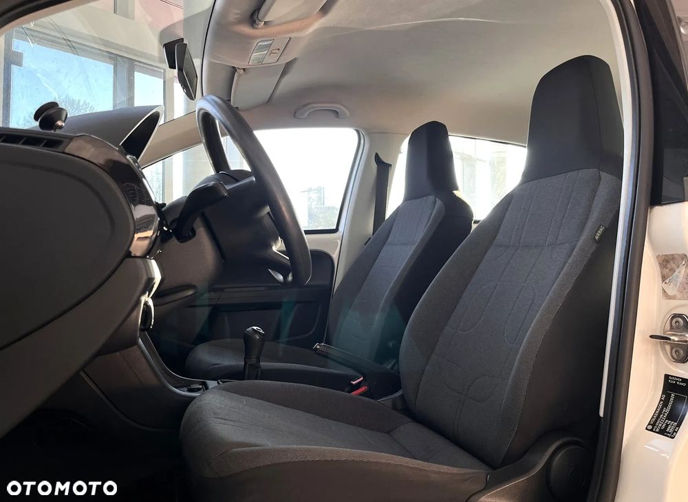 Volkswagen up! 1.0 move CityLine - 17