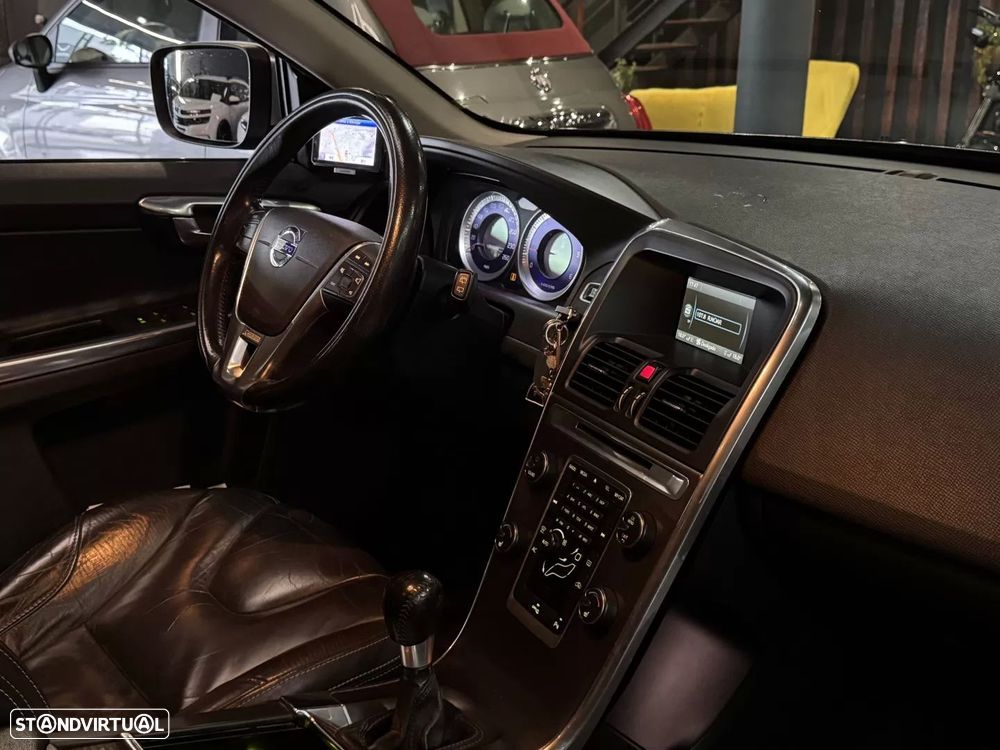 Volvo XC 60 2.0 D4 R-Design Start/Stop - 35