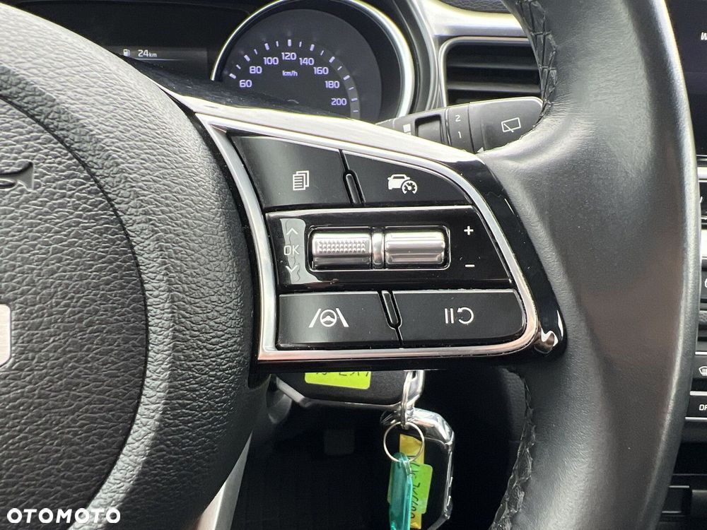 Kia Ceed - 14