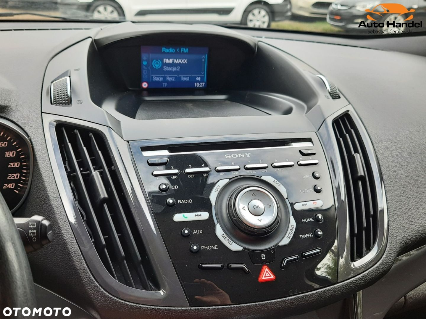 Ford Kuga - 19