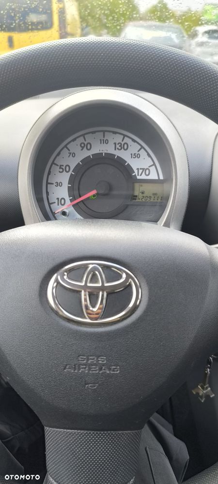 Toyota Aygo Standard - 5