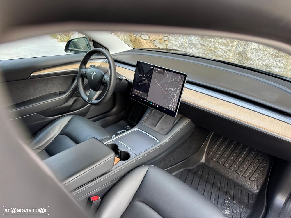 Tesla Model 3 Tração Traseira - 31