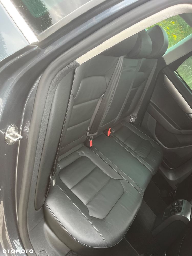 Volkswagen Passat - 18