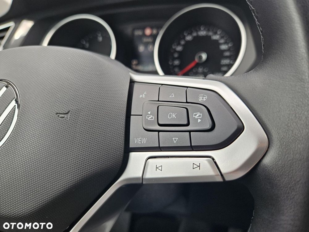 Volkswagen Tiguan - 24