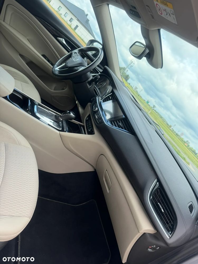 Opel Insignia - 17