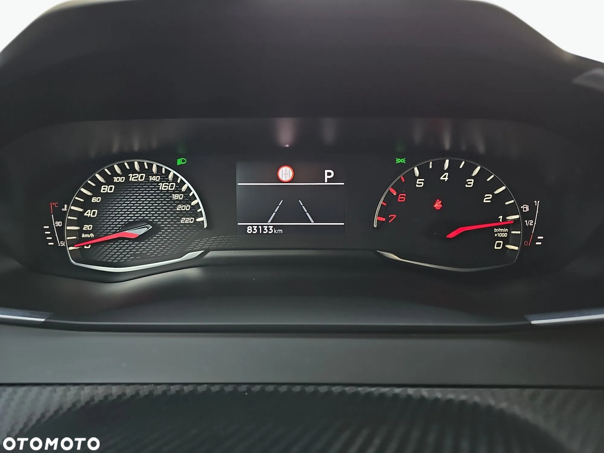 Peugeot 2008 PureTech 130 EAT8 Allure Pack - 18