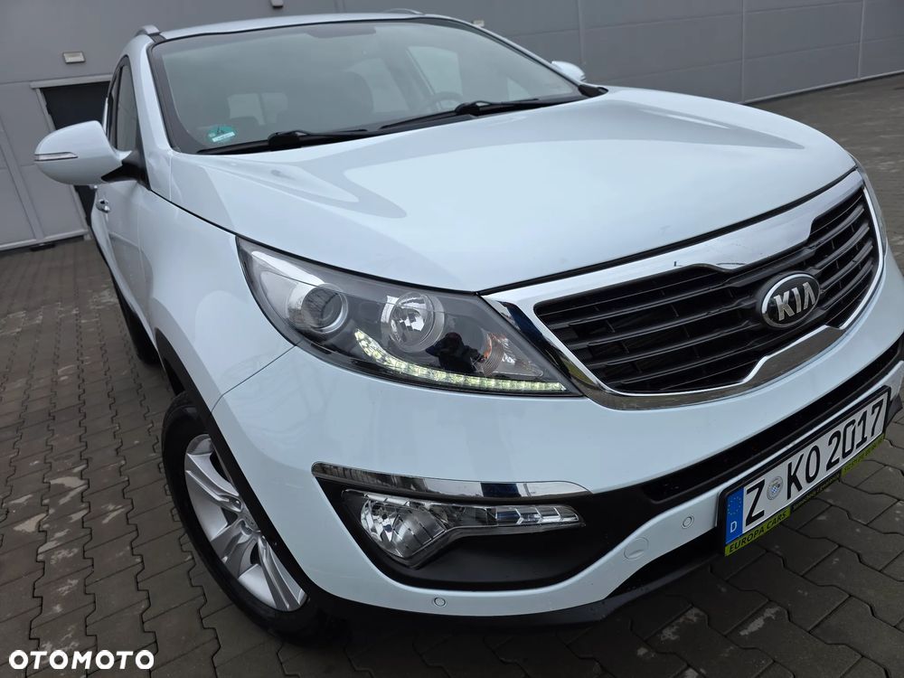 Kia Sportage 1.6 GDI 2WD Dream-Team Edition - 4