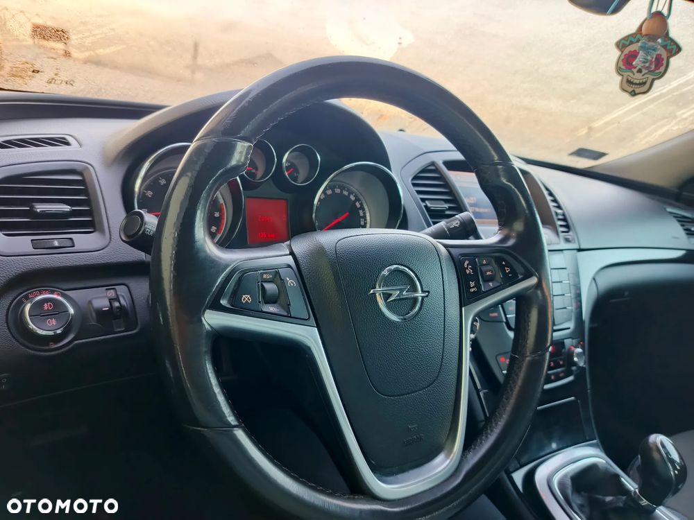 Opel Insignia 1.6 T Cosmo - 5