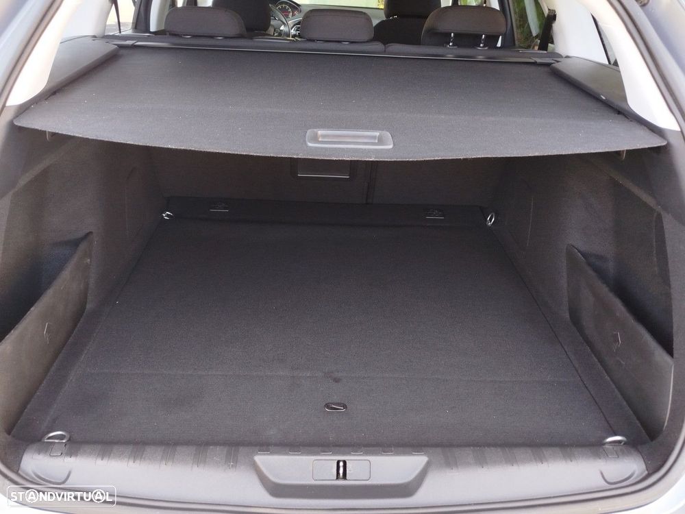 Peugeot 308 SW 1.2 PureTech Style - 25