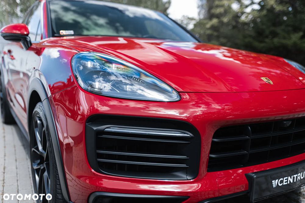 Porsche Cayenne Coupe GTS - 4