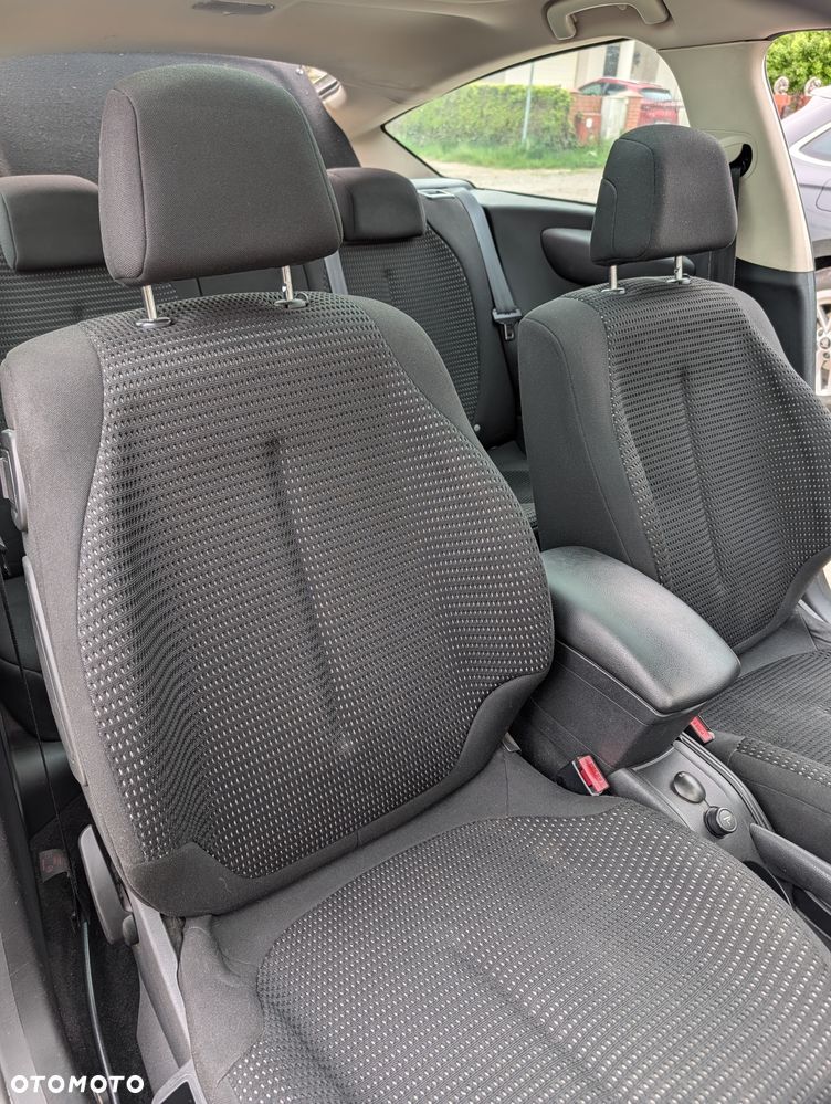 Citroën C4 1.6 16V VTR Pack - 15