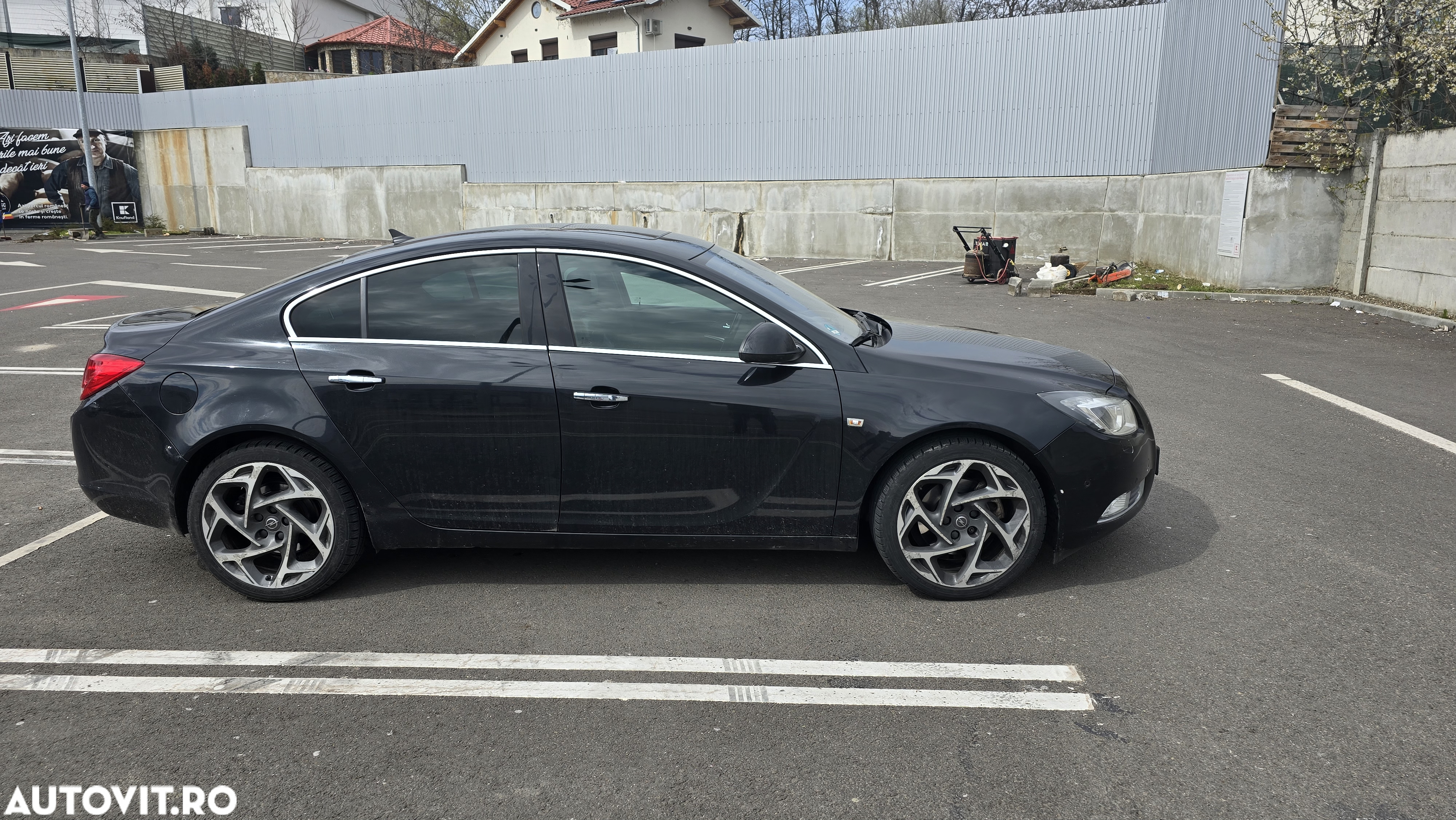 Opel Insignia 2.0 BiTurbo CDTI 4x4 Aut. Sport - 2