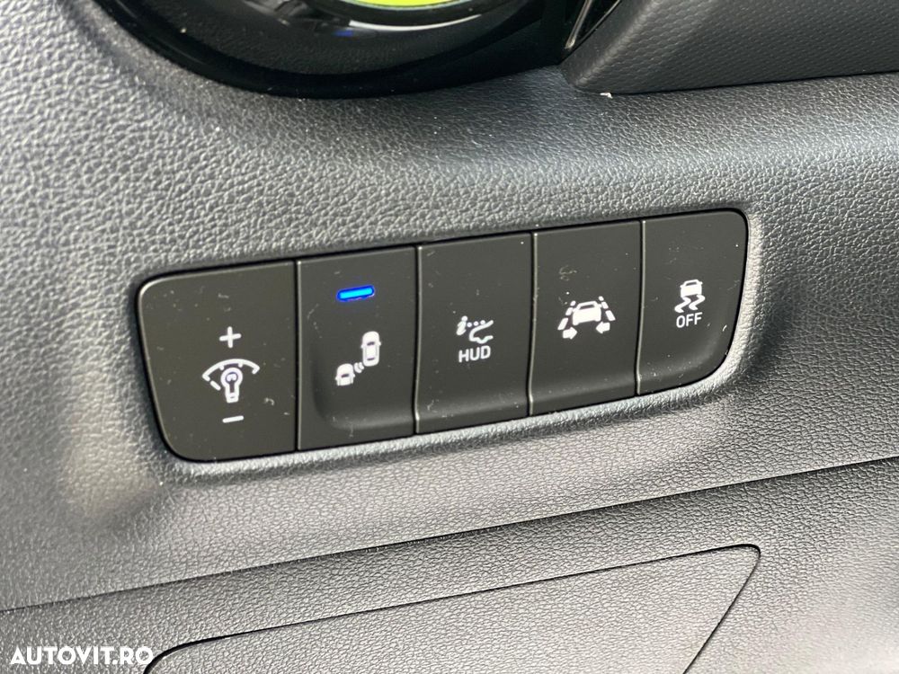 Hyundai KONA 1.6 T-GDI 4WD Aut. Luxury - 12