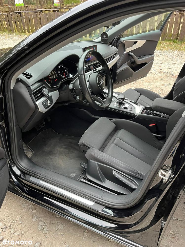 Audi A4 Avant 2.0 TDI Sport S tronic - 17