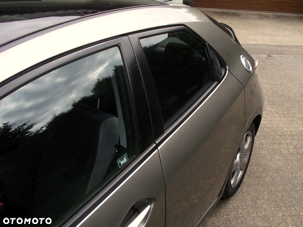 Honda Civic 1.8 Executive - 14