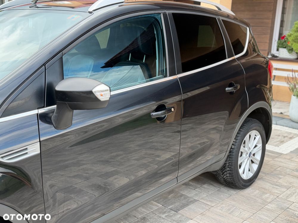 Ford Kuga 2.0 TDCi 2x4 Titanium - 29