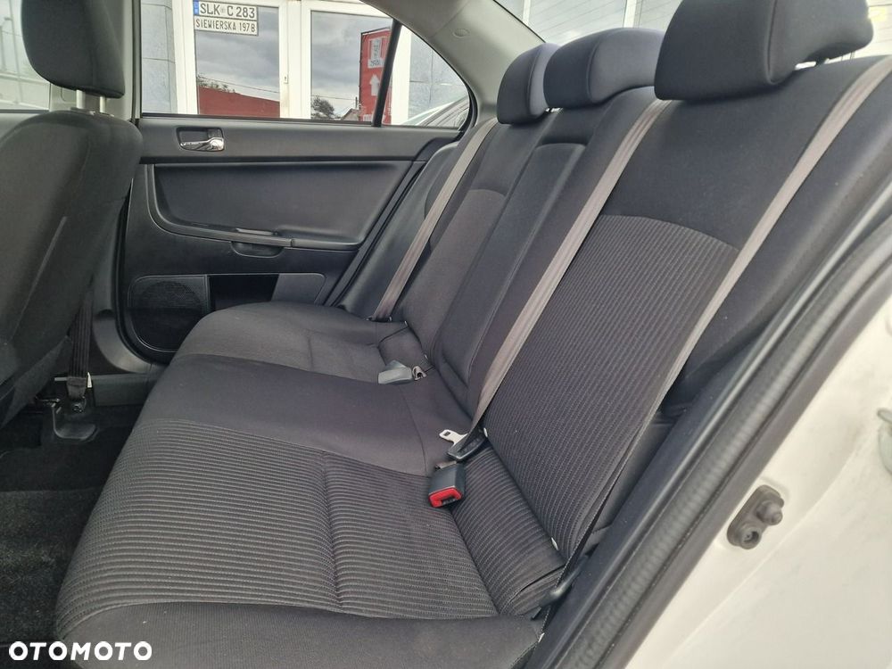 Mitsubishi Lancer 1.6 ClearTec - 16
