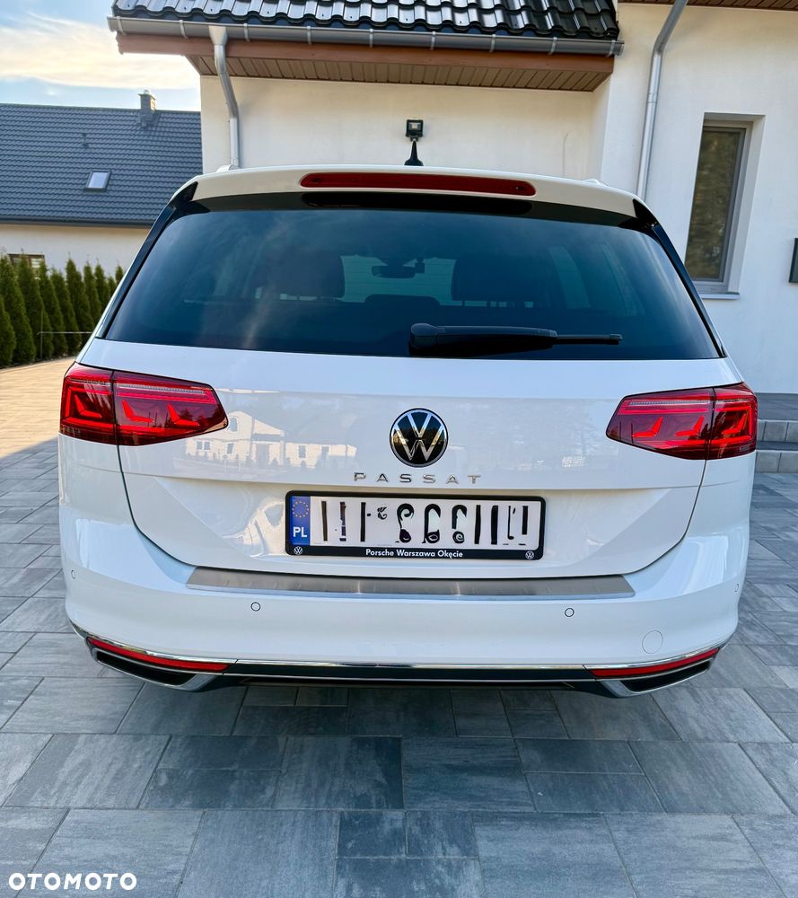 Volkswagen Passat 2.0 TDI SCR DSG Elegance - 18