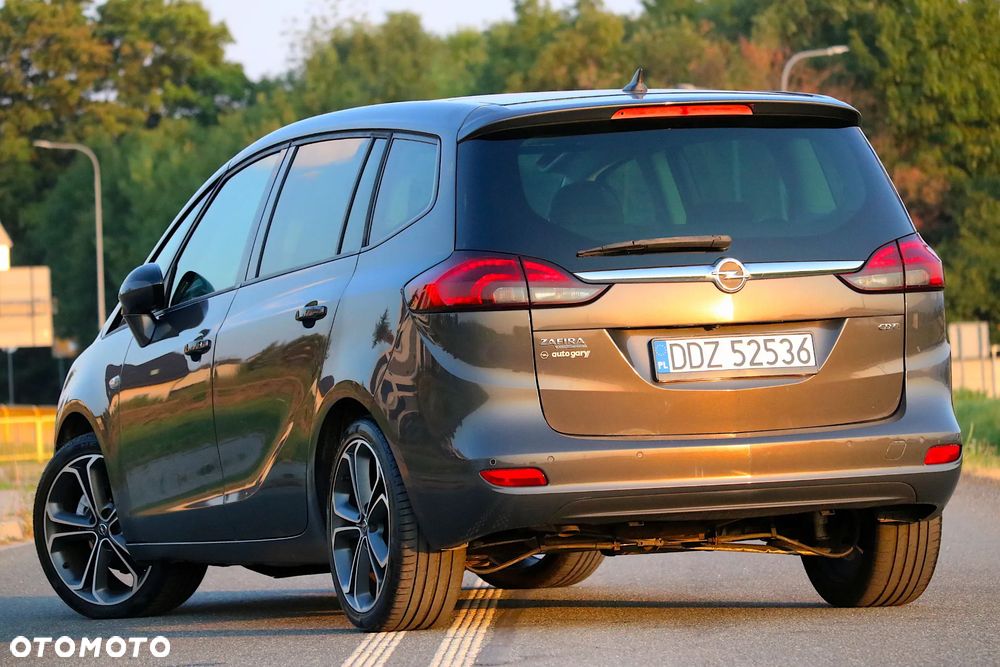 Opel Zafira 1.9 CDTI Cosmo - 23