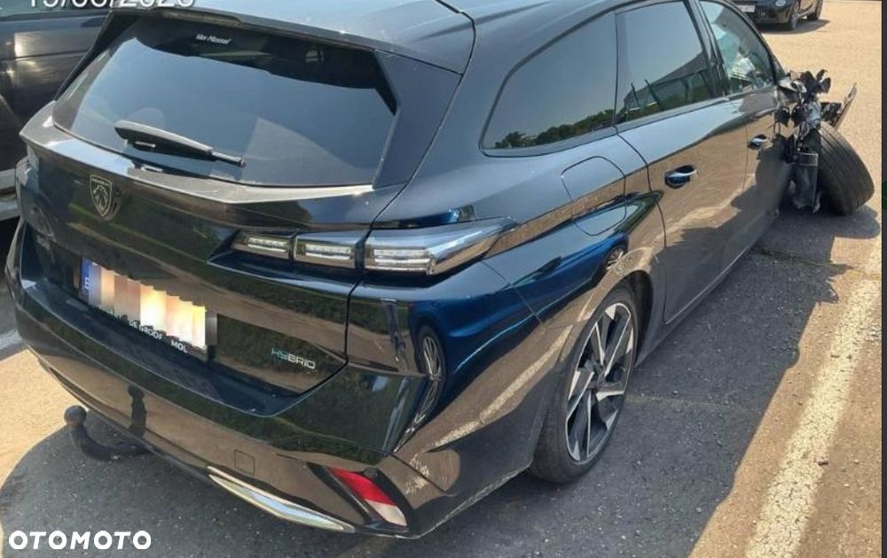 Peugeot 308 180 e-EAT8 GT - 4