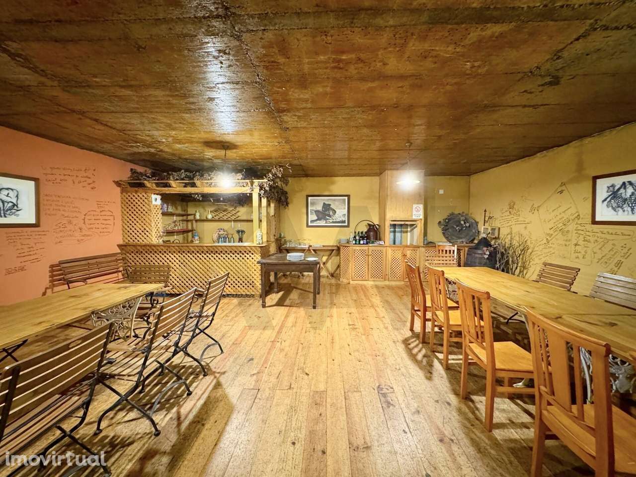 Moradia T4 + Espaço Comercial | 600 m2 | Prazeres – Calheta - Grande imagem: 3/37