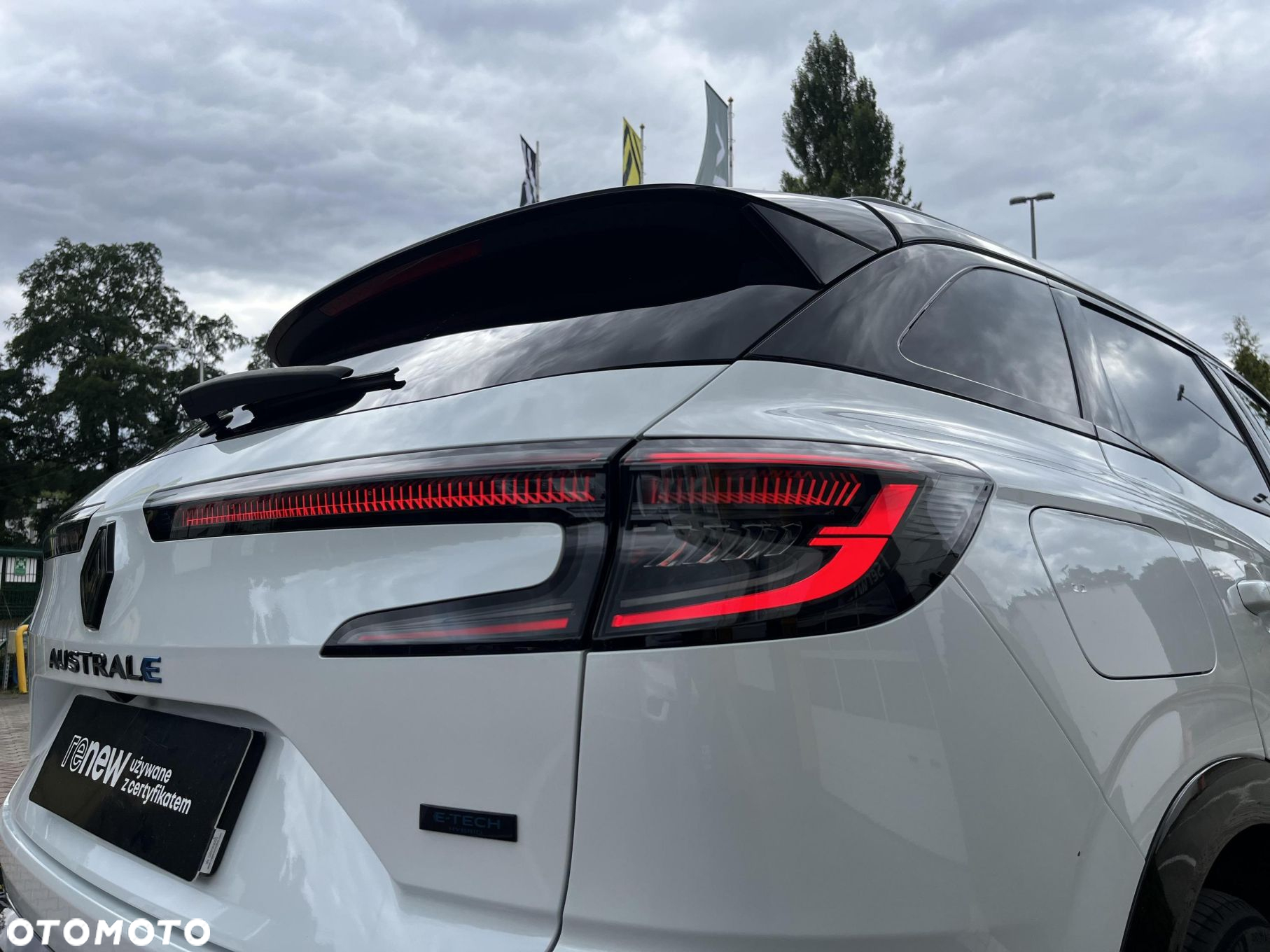 Renault Austral 1.2 E-Tech Full Hybrid 200 Iconic esprit Alpine MMT - 23