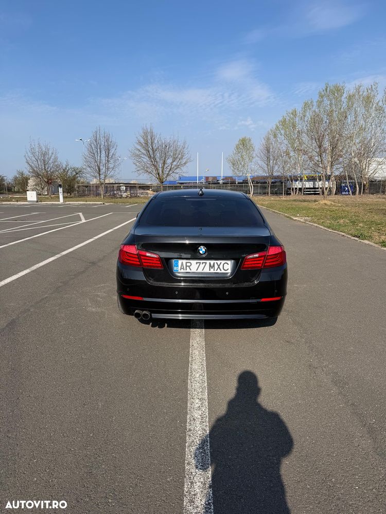 BMW Seria 5 520d Aut. - 7