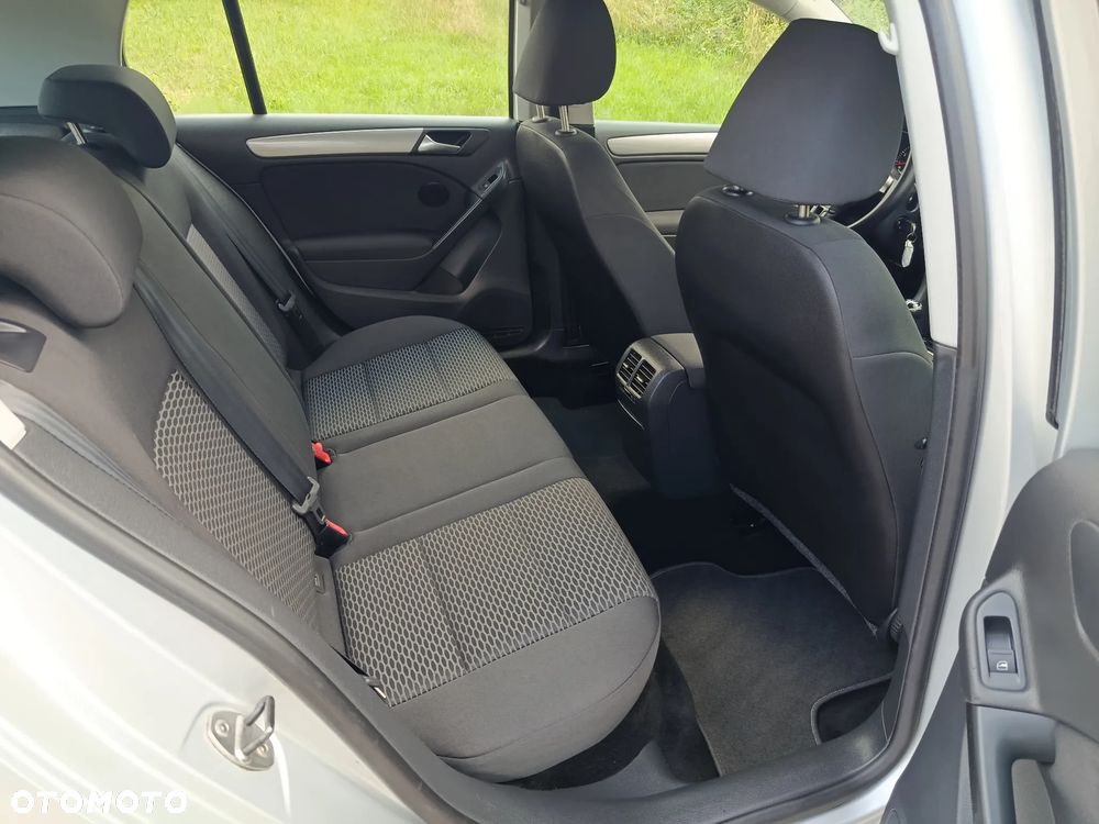 Volkswagen Golf 1.6 Edition - 10