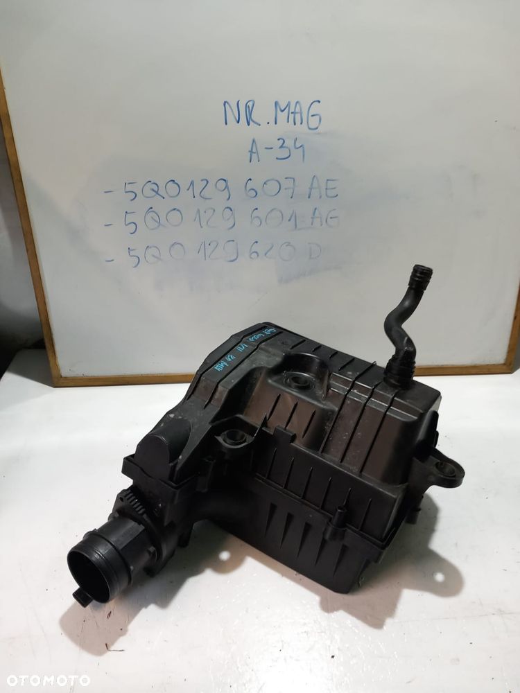 OBUDOWA FILTRA POWIETRZA VW GOLF VII 1.6 TDI 5Q0129607AE 5Q0129601AG 5Q0129620D - 2