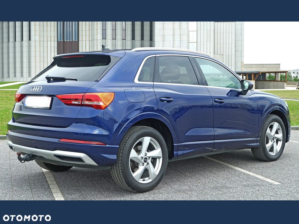 Audi Q3 2.0 TDI S tronic design - 5