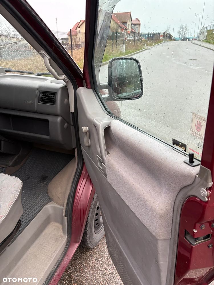 Volkswagen Transporter Standard - 13