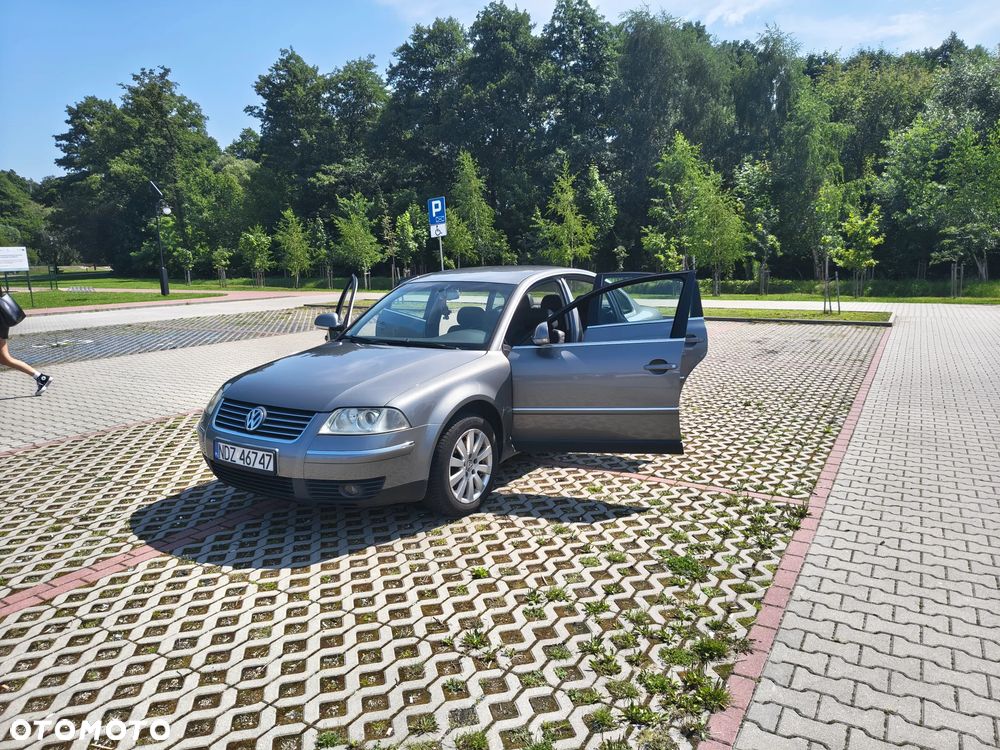 Volkswagen Passat 2.0 Highline - 16