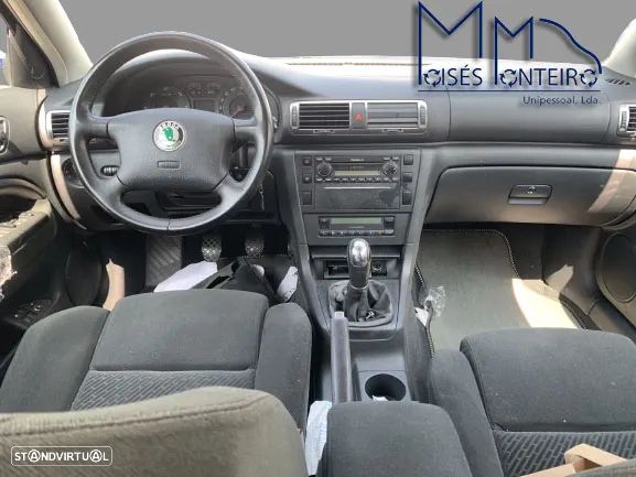 PEÇAS Skoda Super B 2004 Motor AWX - 4