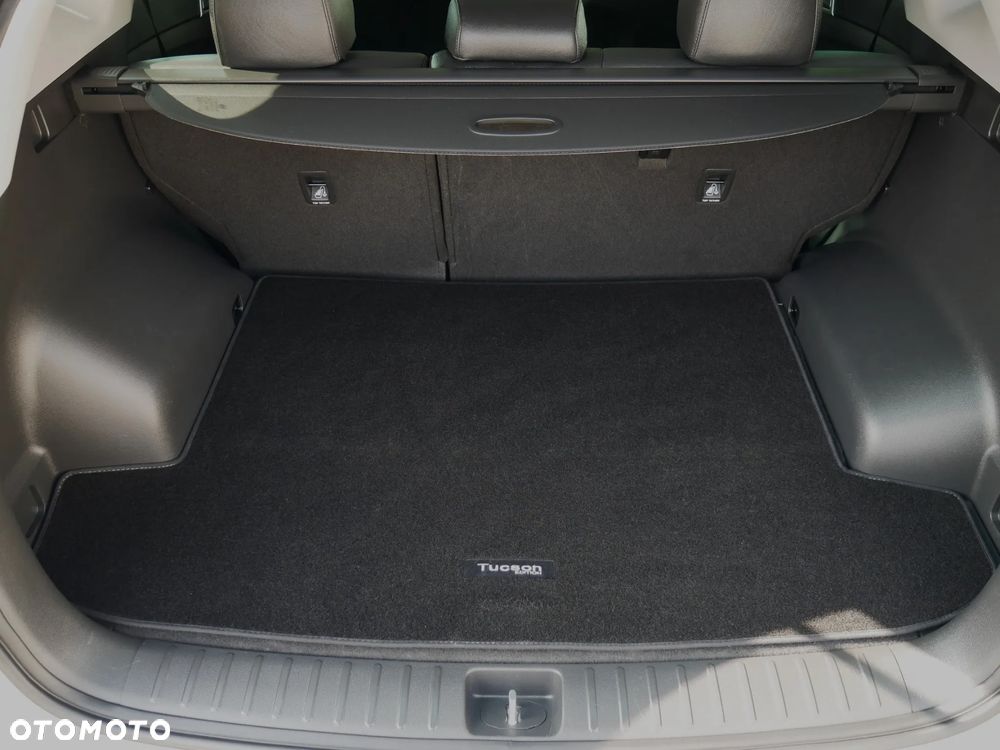 Hyundai Tucson 1.6 GDi 2WD Select - 29