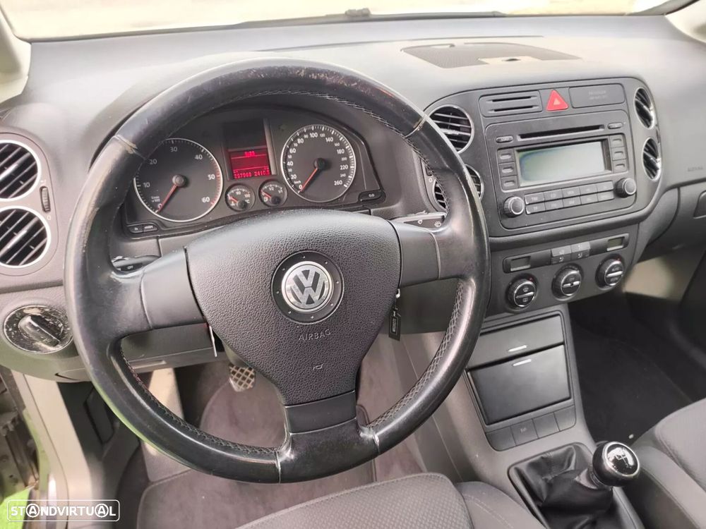 VW Golf Plus 2.0 TDi Confortline - 16