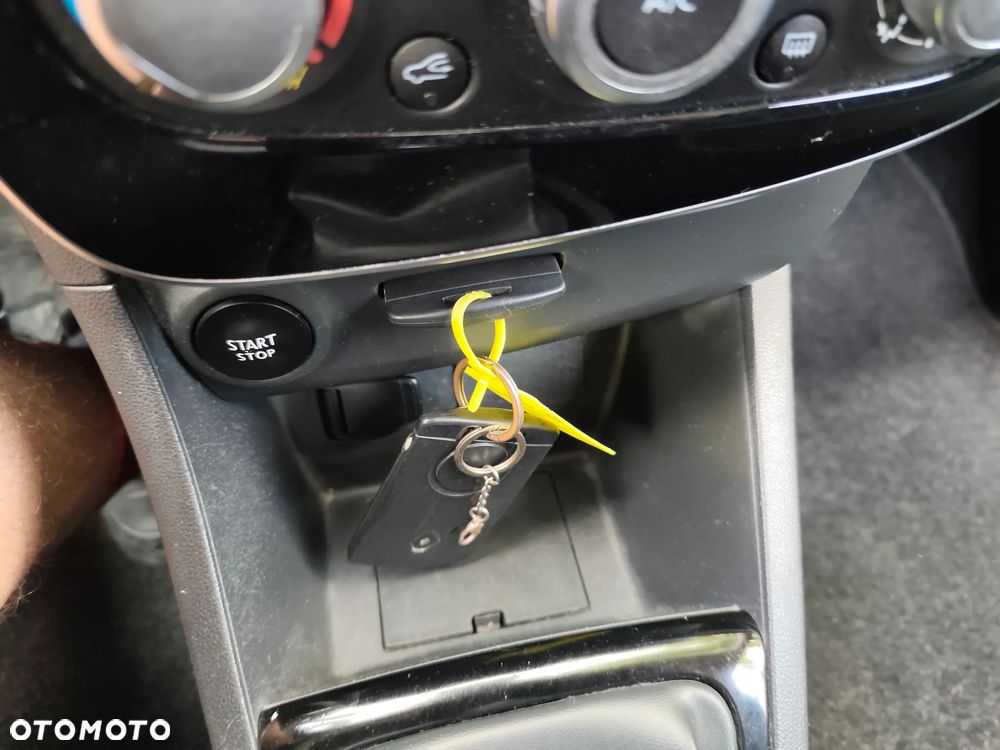 Renault Clio 0.9 Energy TCe Limited EU6 - 14