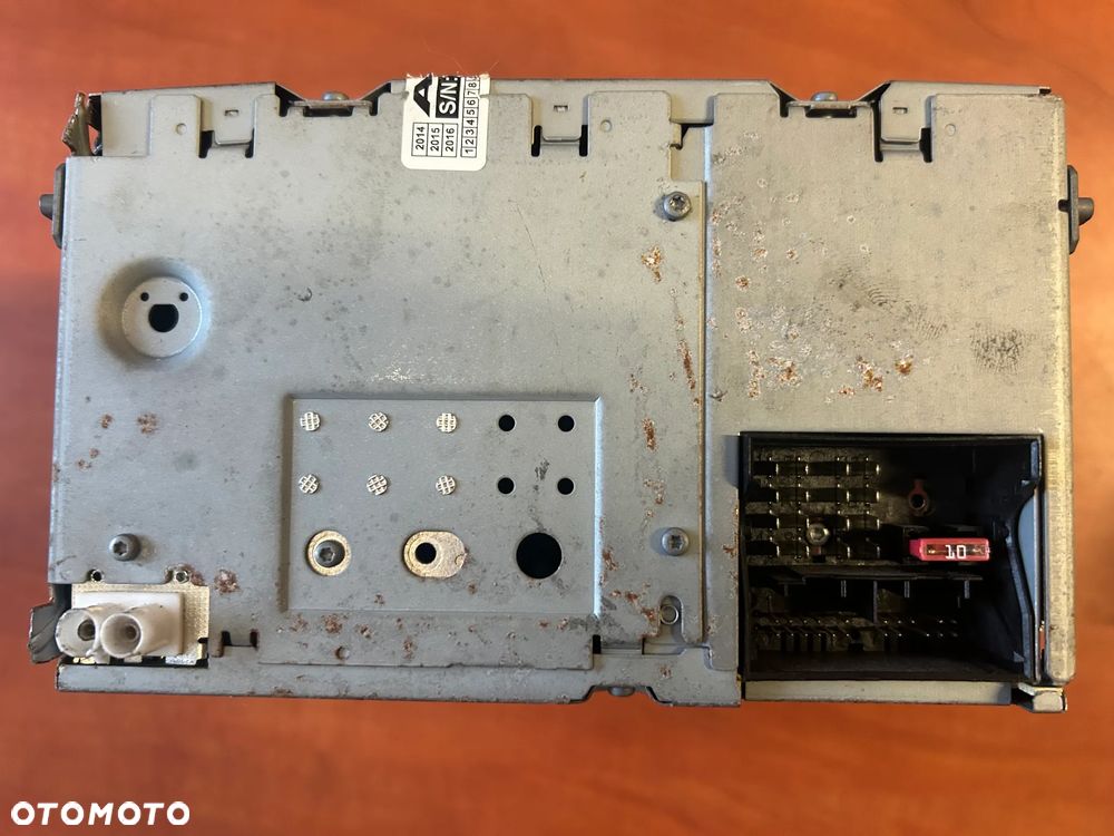 RADIO SAMOCHODOWE 5M0035186AA VOLKSWAGEN POLO - 6