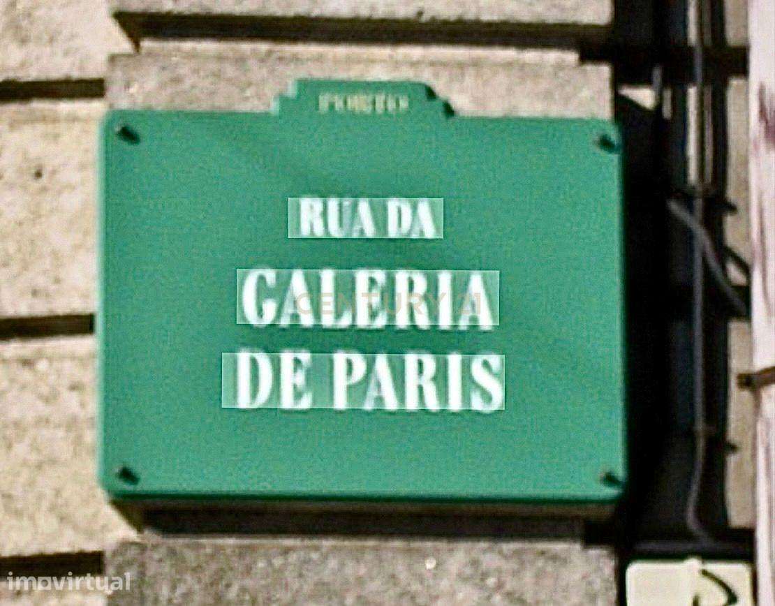 Predio em propriedade horizontal constituido por 3 frações com elevado - Grande imagem: 4/9