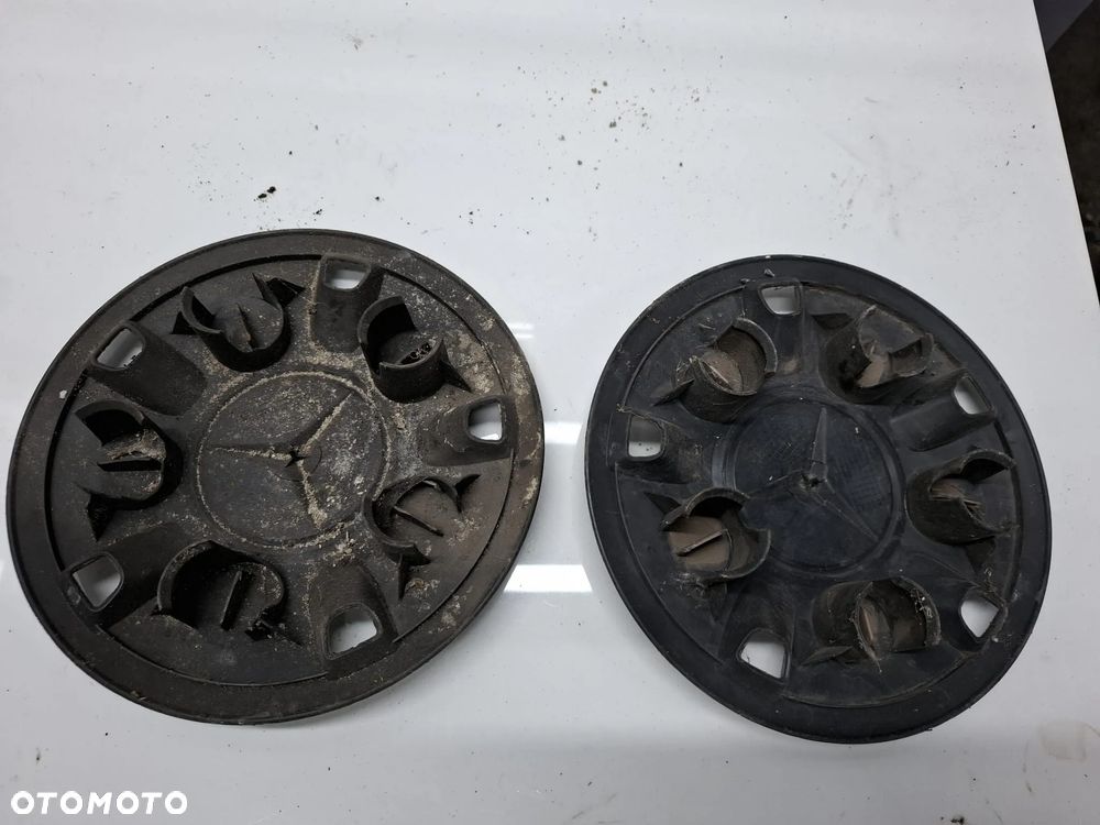KOŁPAK DEKIELEK MERCEDES W447 VITO A4474011600 - 2