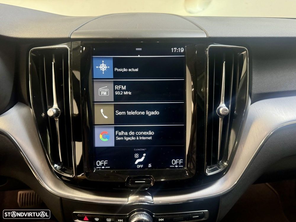 Volvo XC 60 2.0 T8 PHEV R-Design AWD - 18