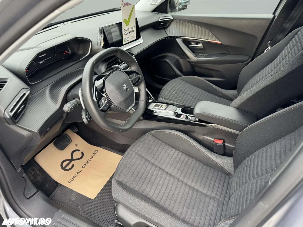 Peugeot 2008 1.2 PureTech EAT8 STT Active Pack - 10
