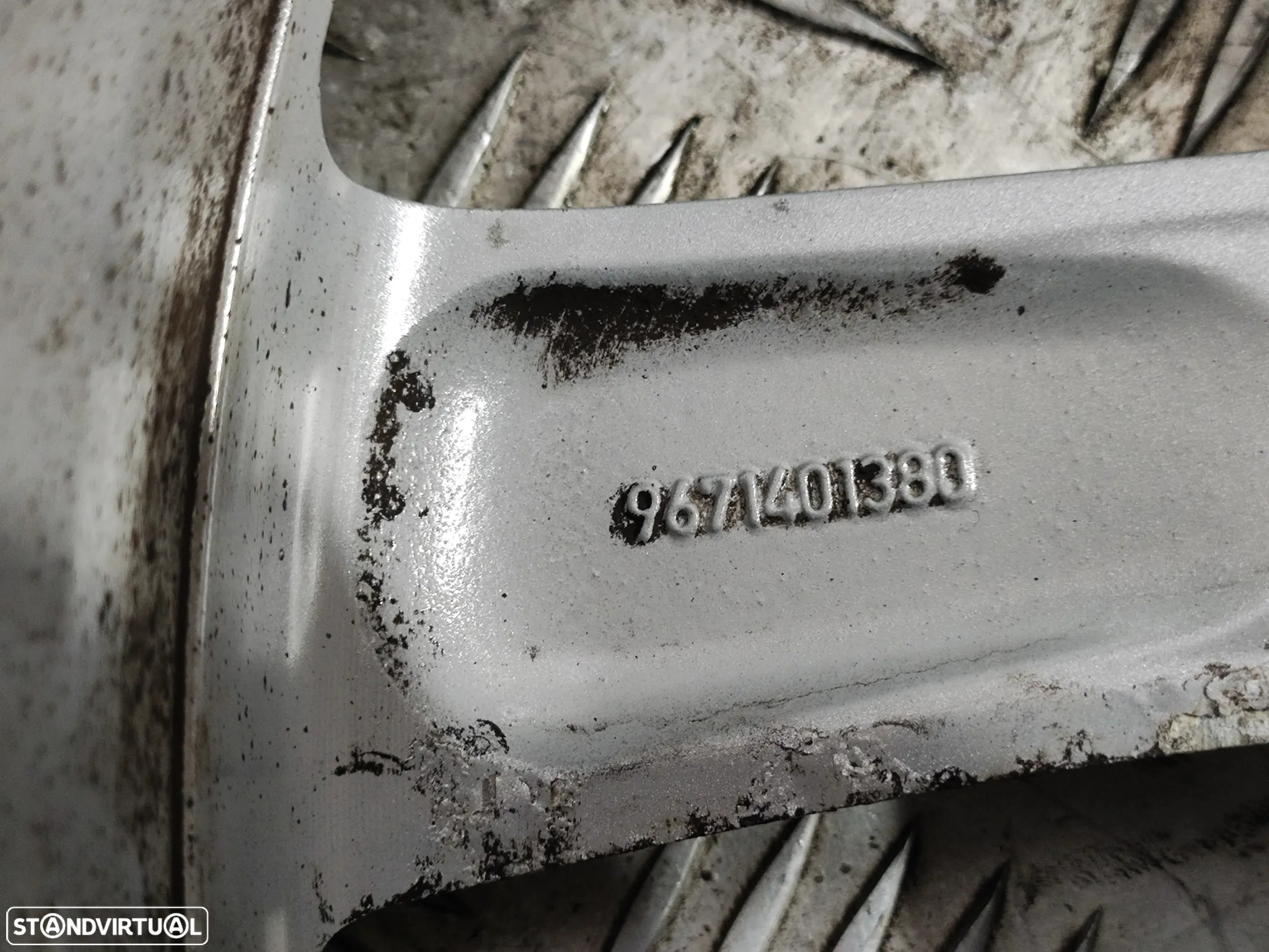 Conjunto Jantes 17 Originais Peugeot 508 1 Mk1 7J ET46 5x108 - 8