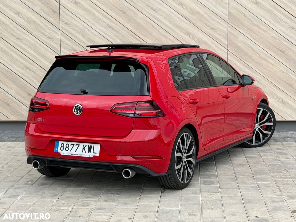 Volkswagen Golf 2.0 TSI OPF DSG GTI - 33