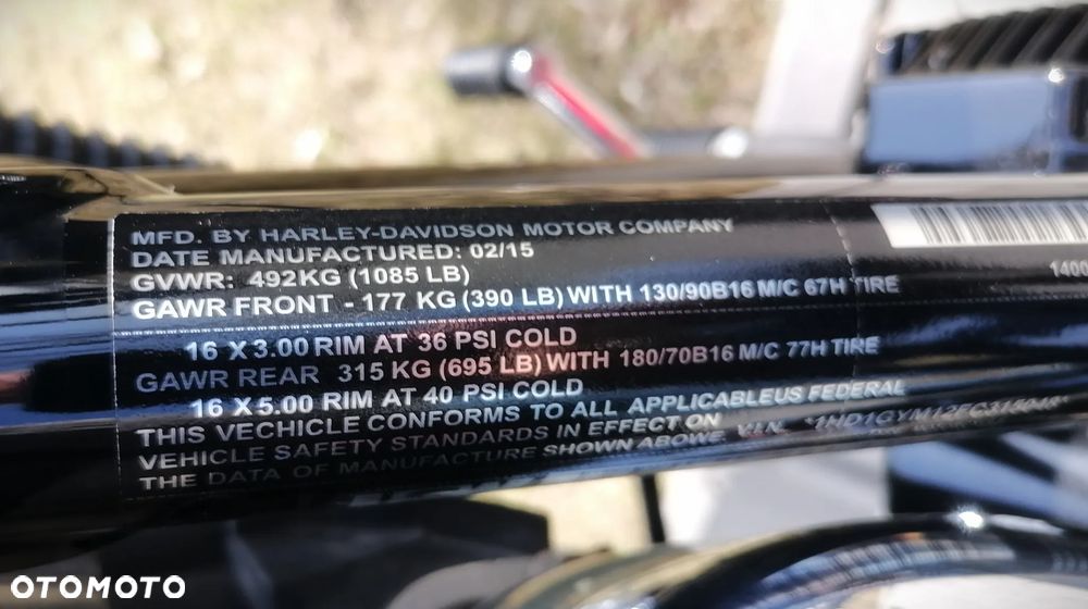 Harley-Davidson Dyna Fat Bob - 16