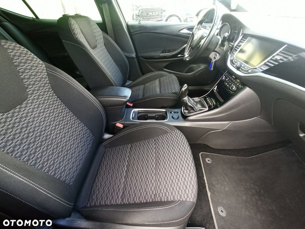 Opel Astra 1.4 Turbo Dynamic - 4