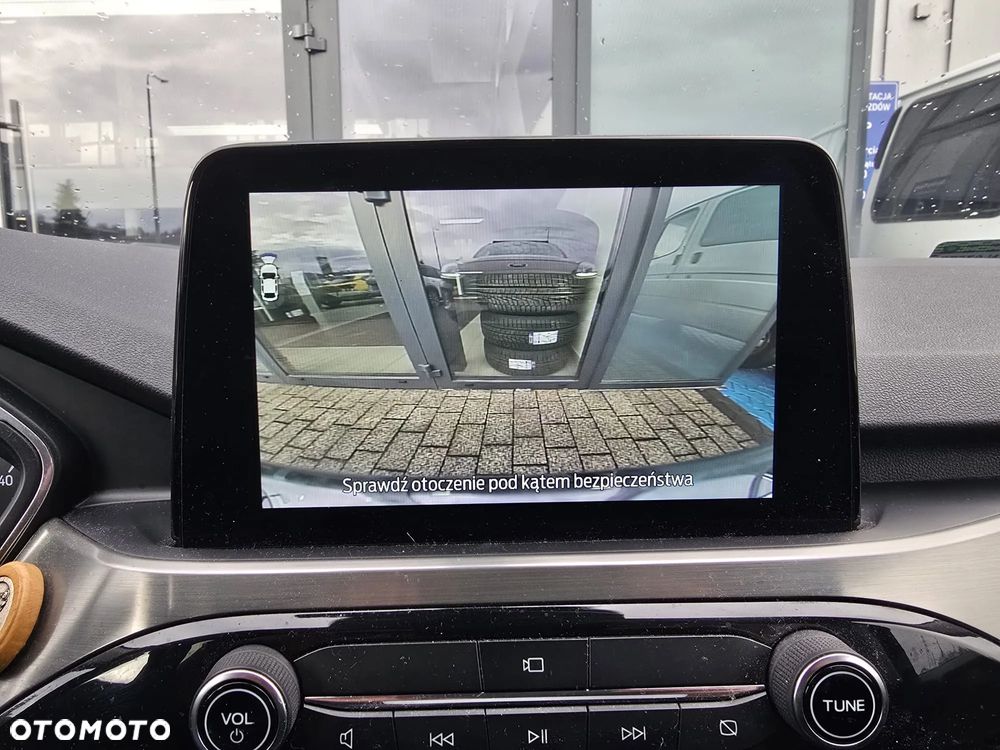 Ford Kuga 1.5 EcoBoost FWD Titanium ASS MMT6 - 9