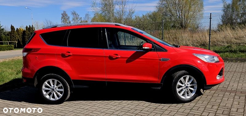 Ford Kuga 2.0 TDCi 2x4 Titanium - 8